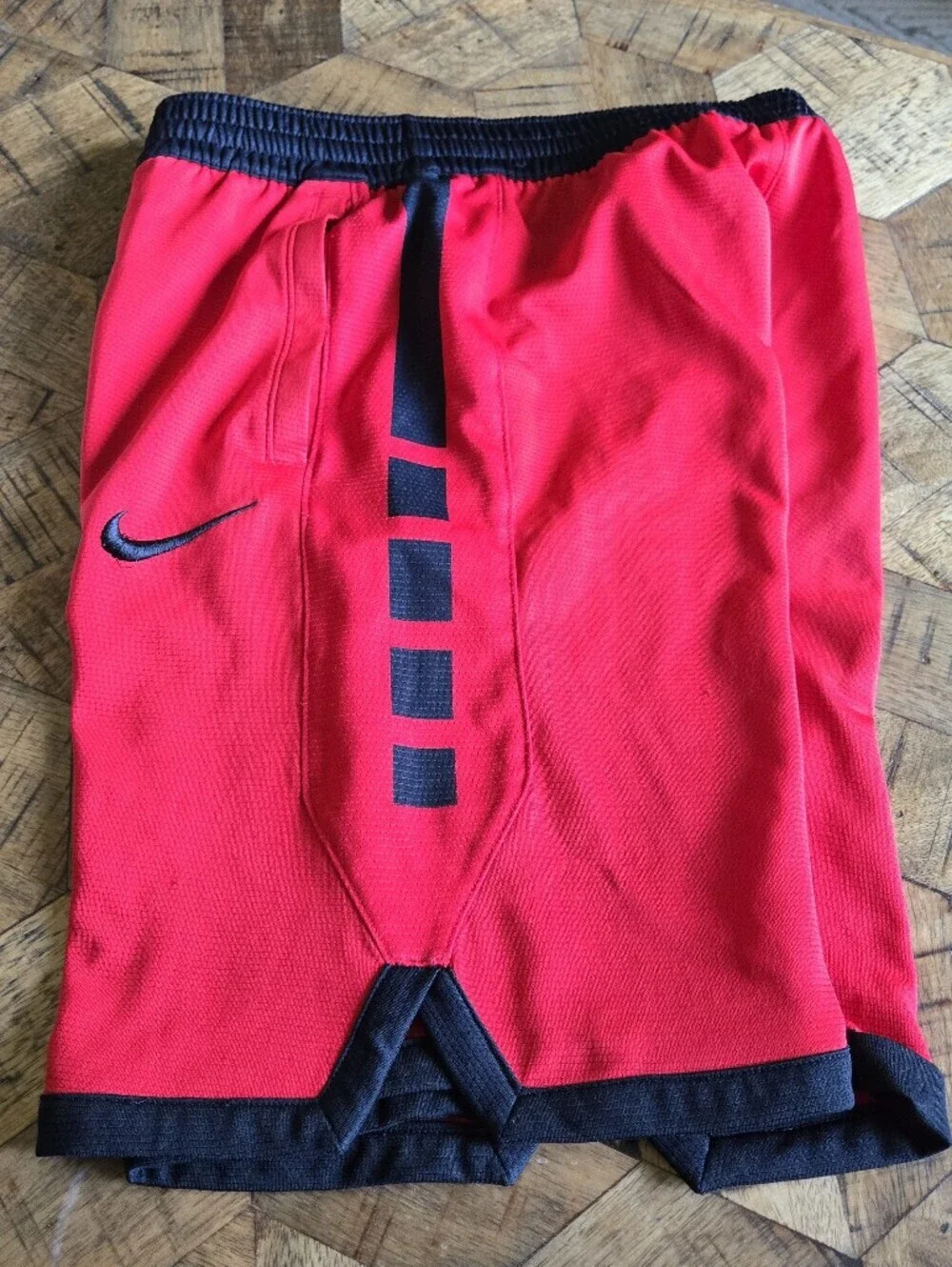 Nike Kid’s Red Black Athletic Shorts L Summer Beach Ball Play Athleisure Pockets